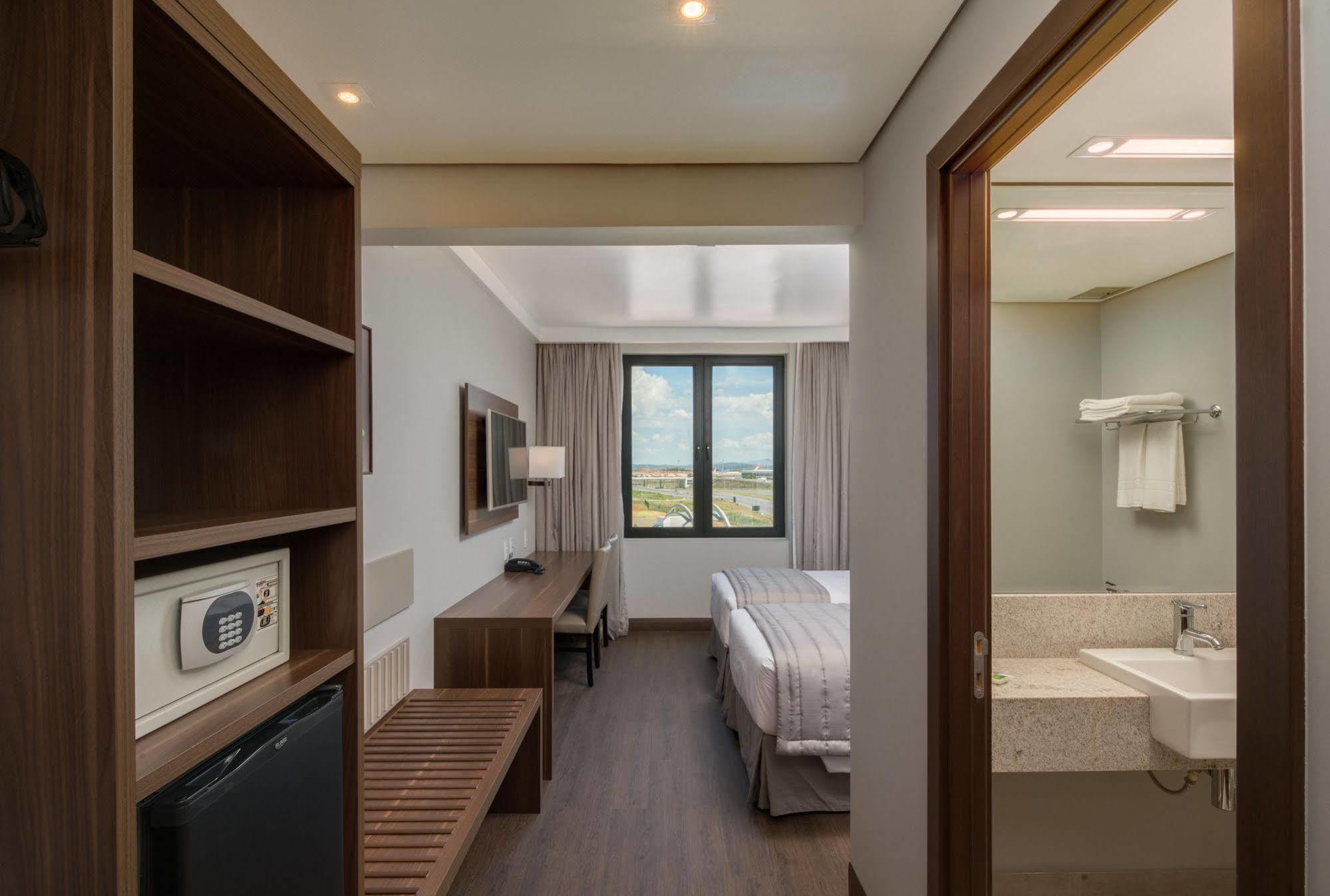 Hotel Linx Confins Zewnętrze zdjęcie